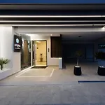 Aurora Apartment *